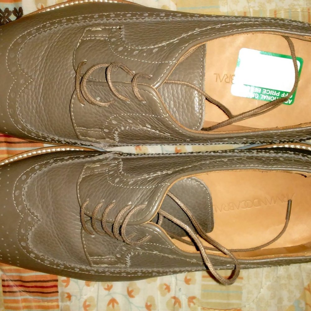 Leather shoes